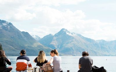 Eventyr om dagen, underholdning om aftenen: hvordan rejsende kombinerer oplevelser med online casino